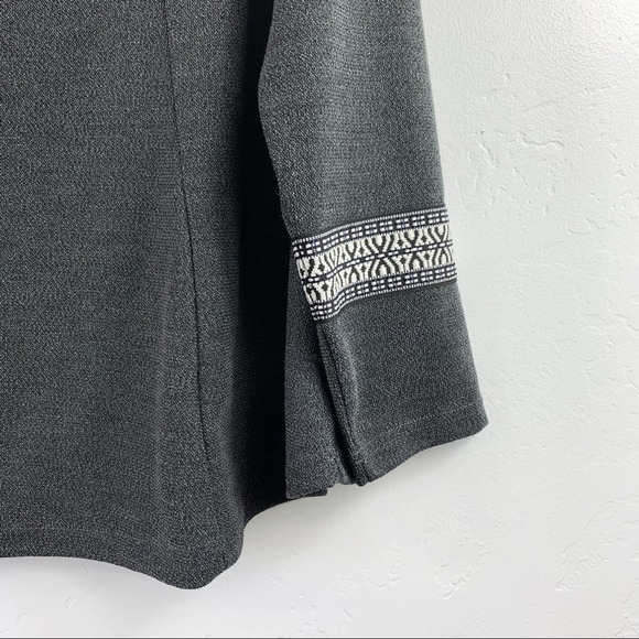 Women's Joh Boho Long Sleeve Trapeze Top, Floral Bibbing, Gray, Accent Stitching - Picture 4 of 6